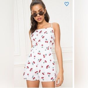 Superdown Sherrie Printed Romper in size S